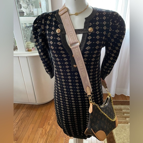 LARA Black and Gold Sheath Mini Dress with Puff Sleeves - Picture 4 of 16